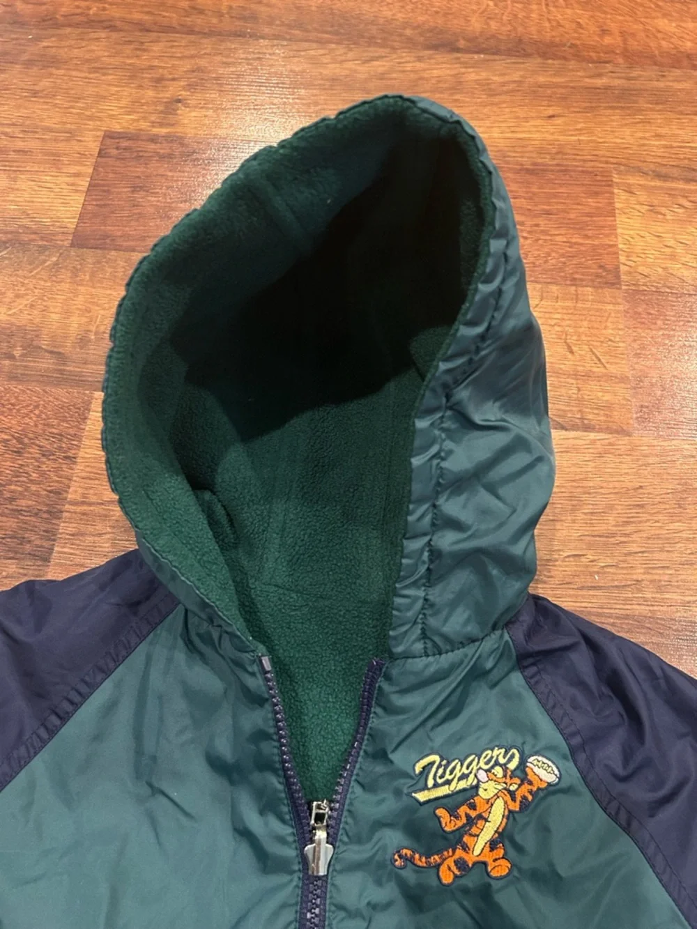 Vintage 90’s Disney Kids Tigger Reversible Jacket Winnie the Pooh 4T Green